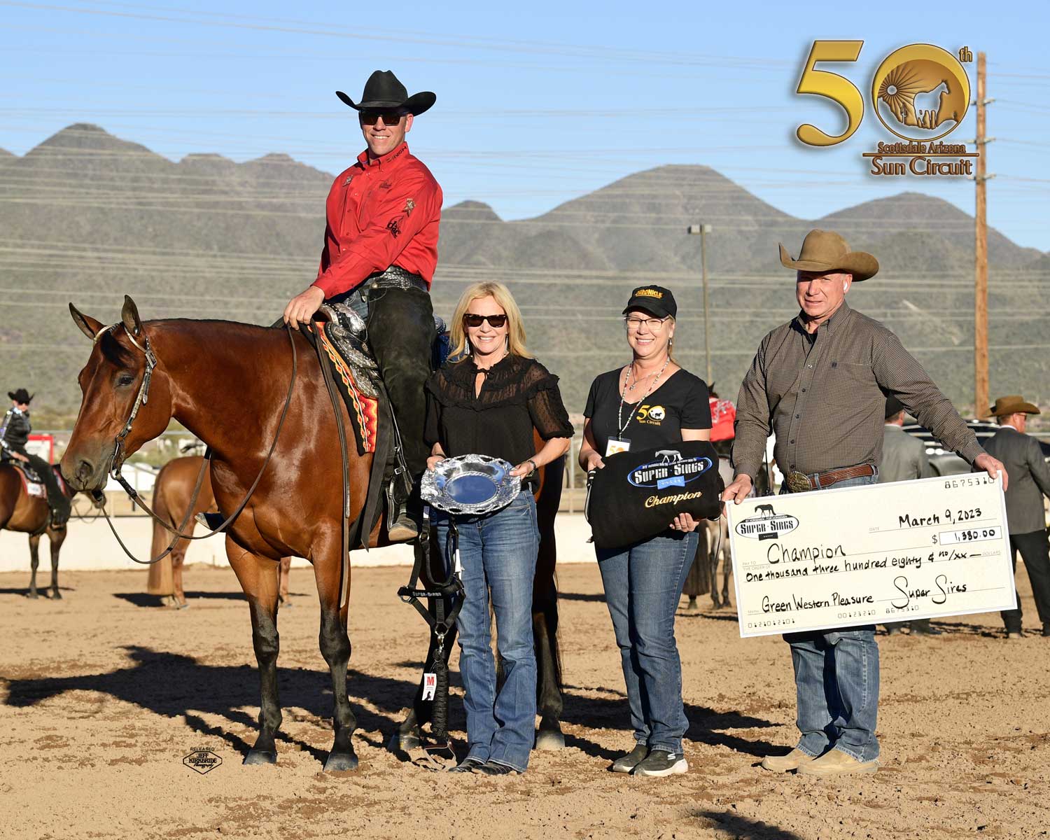 RJ-King-riding-Jeanie-In-A-Bottle